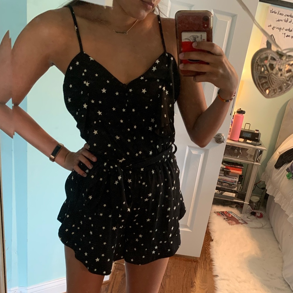 JOA Star ruffle romper size xs